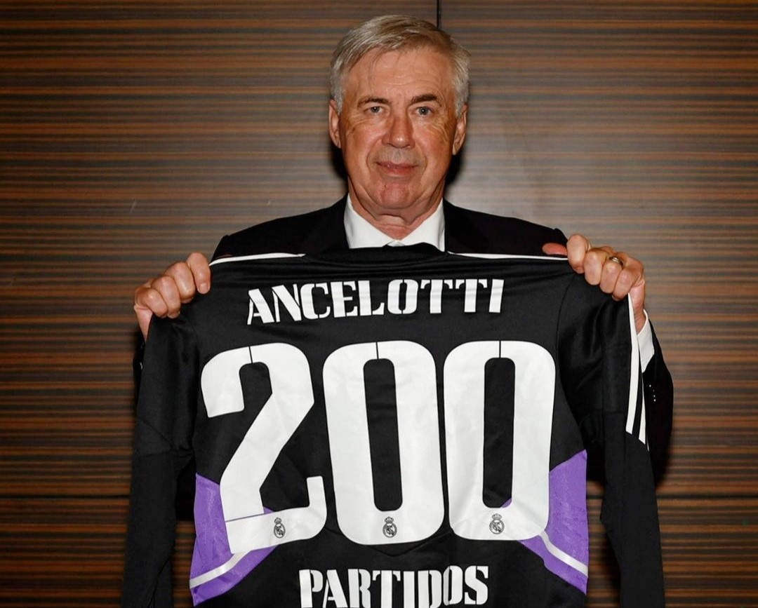 Ancelotti é supercampeão com o Real Madrid
