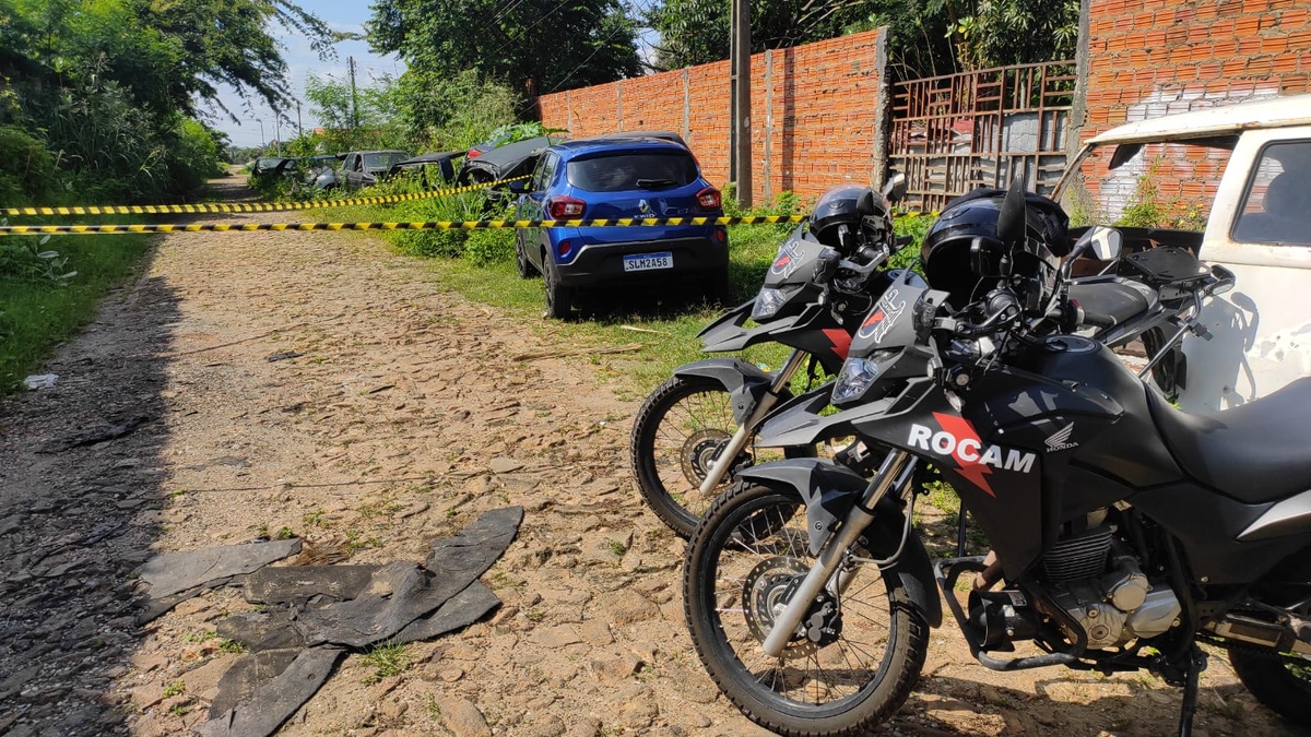 Carro que teria sido usado no assassinato de Flávia Wanzeler
