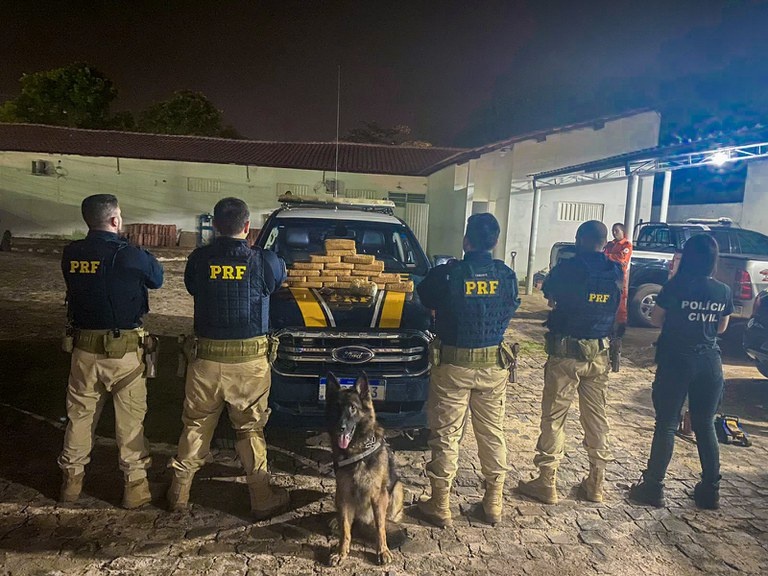 PRF prende traficante com drogas avaliadas em mais de R$ 2 milhões