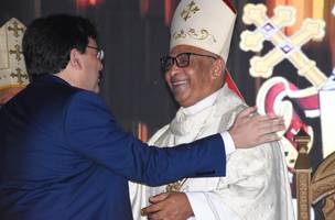 Rafael Fonteles e novo arcebispo de Teresina, Dom Juarez Marques (Foto: Governo no Piauí/Divulgação)
