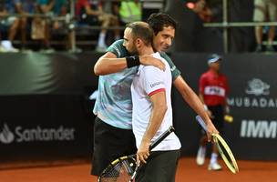 Tenista brasileiro disputa vaga na final do Rio Open (Foto: Reprodução/Twitter)