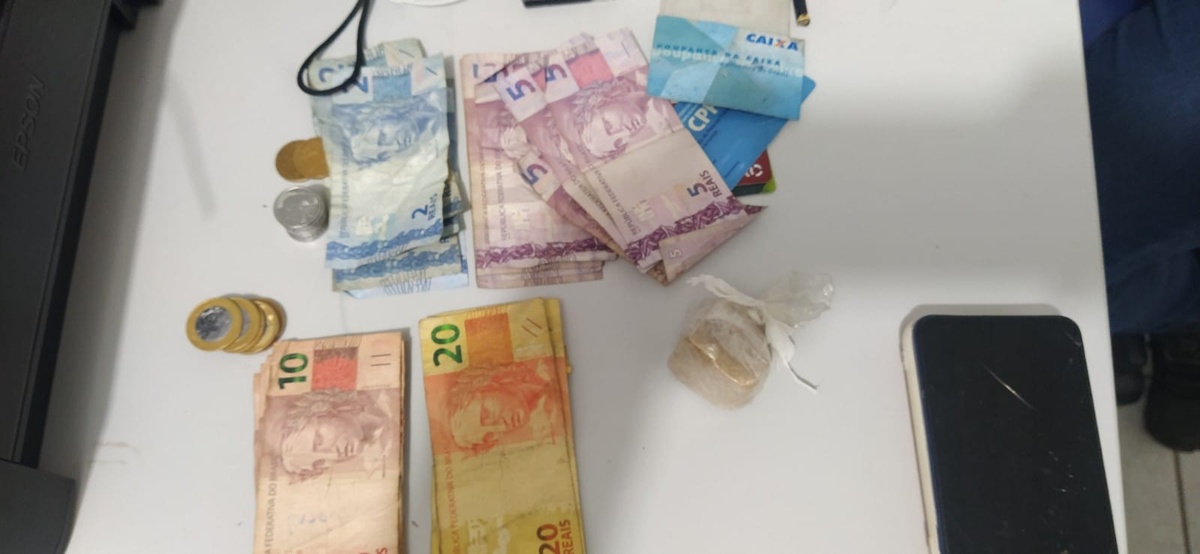 Dinheiro apreendido pela Polícia Militar