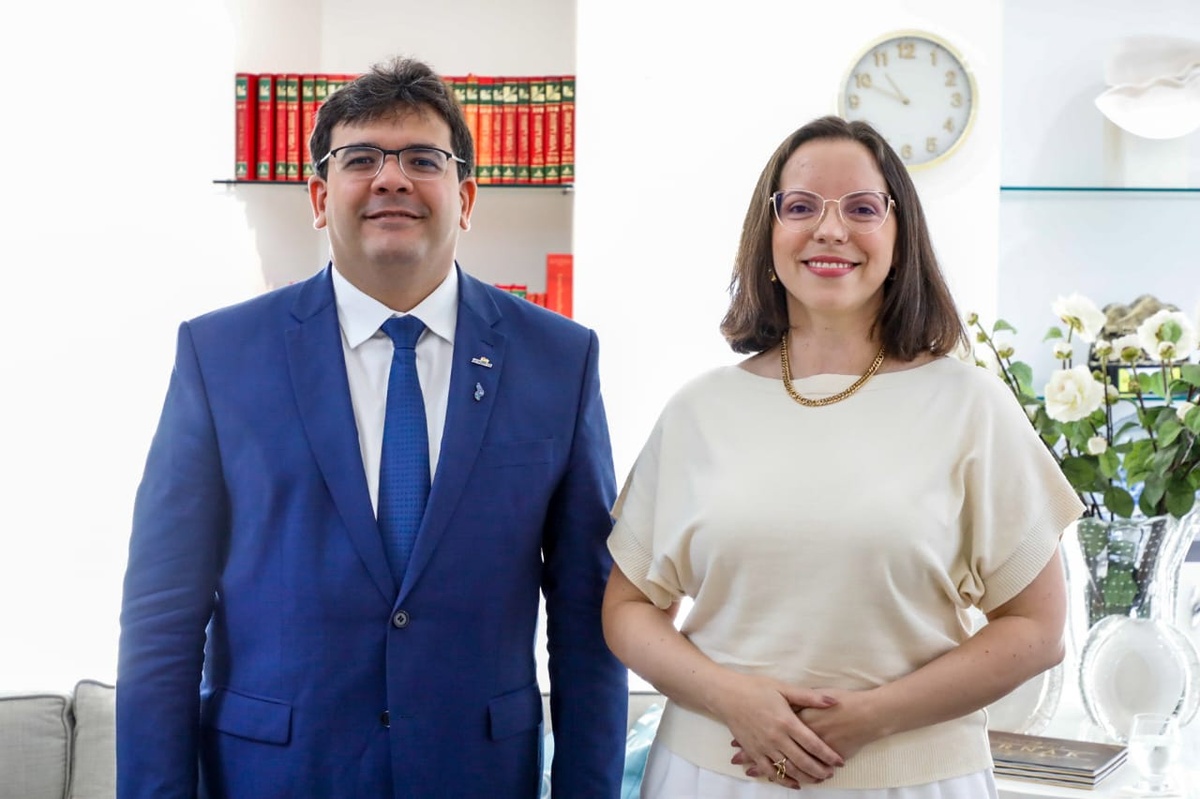 Governador Rafael Fonteles e Defensora Geral da DPE Carla Yascar Bento Feitosa