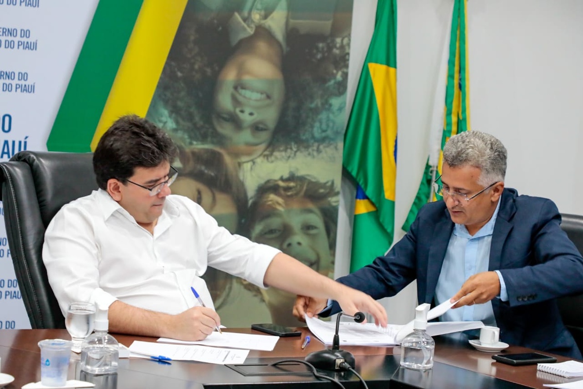 Governo anuncia concurso e investimento de R$ 66 milhões para UESPI