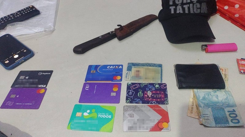 Itens encontrados em posse da dupla