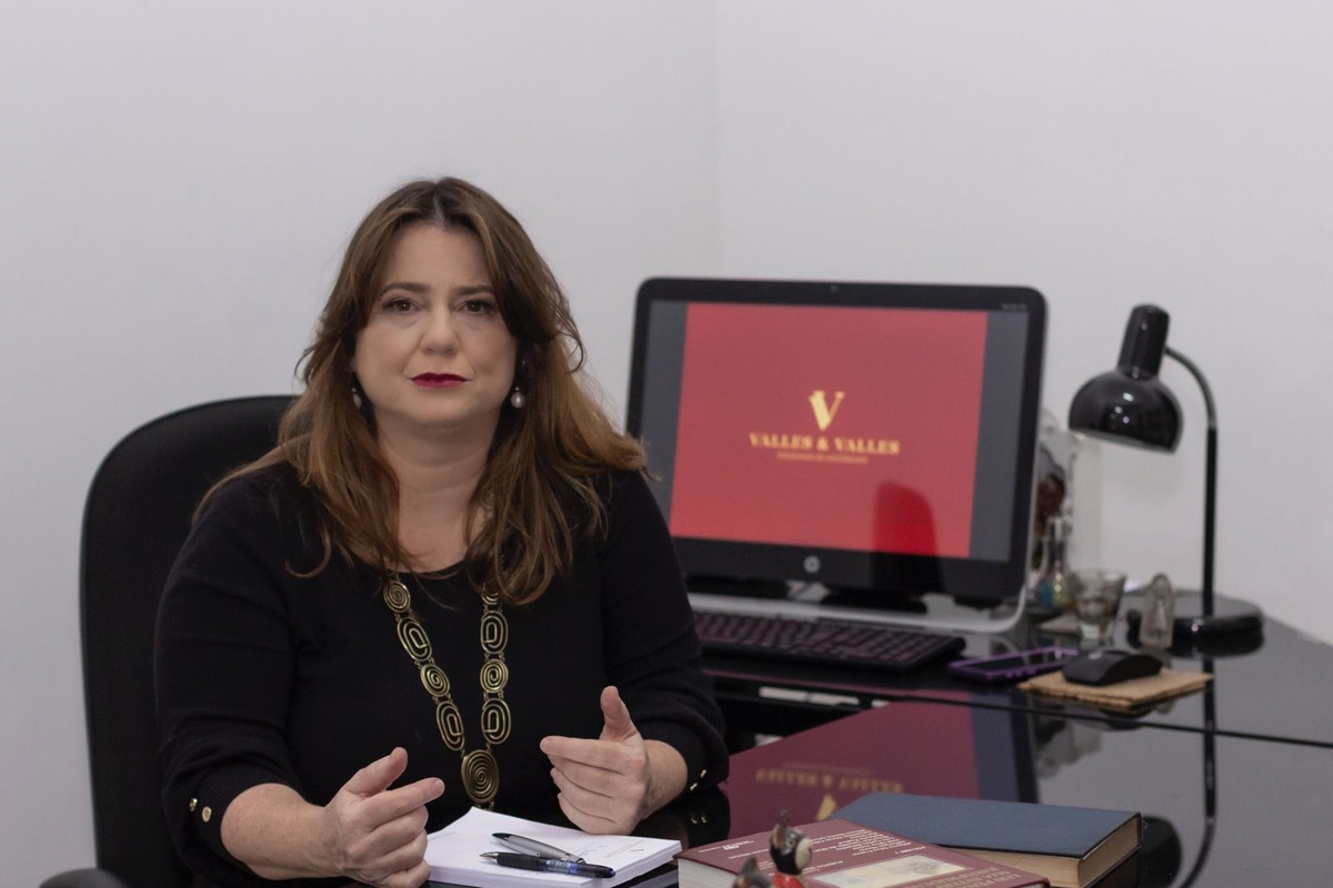 Jacqueline Valles, jurista e conselheira do IBCCRIM
