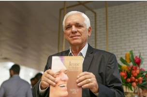 Livro sobre Themistocles Filho (Foto: Divulgação)