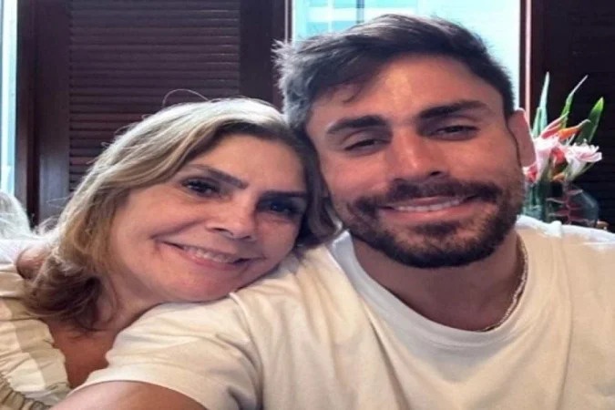 Mãe de Cara de Sapato se pronuncia após eliminação do filho