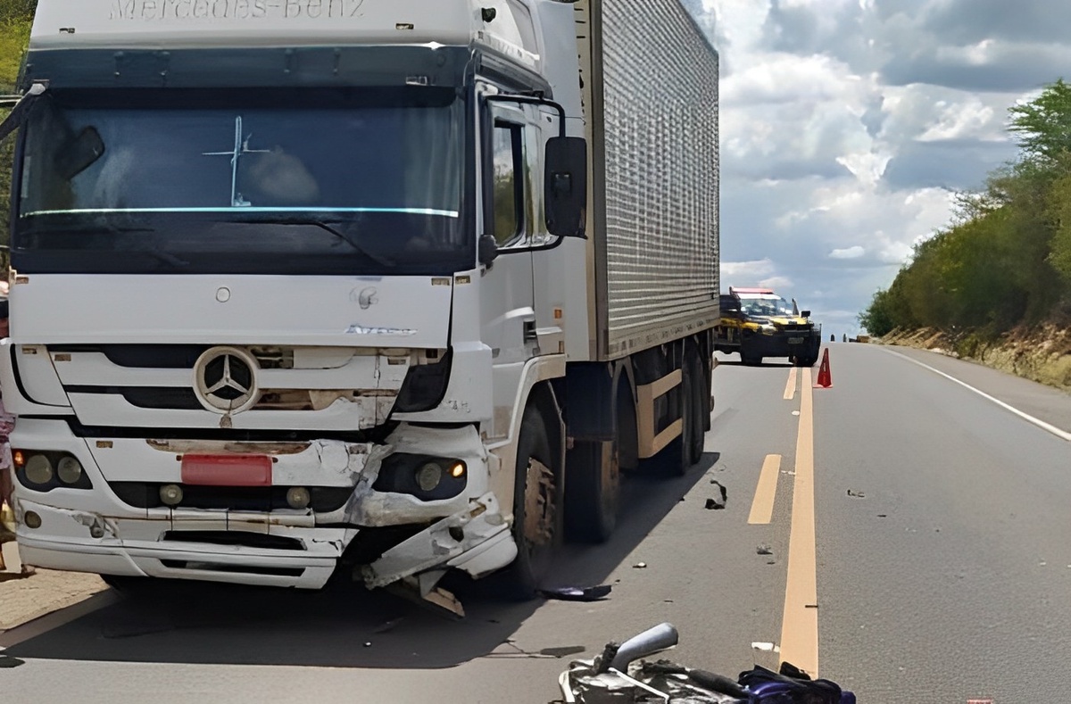 O motorista do caminhão passou por teste de alcoolemia