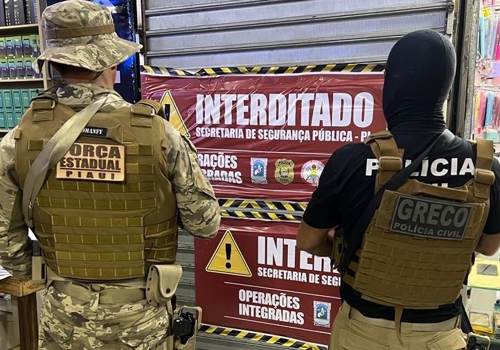 Operação Interditados fechou lojas e apreendeu mercadorias no Shopping da Cidade