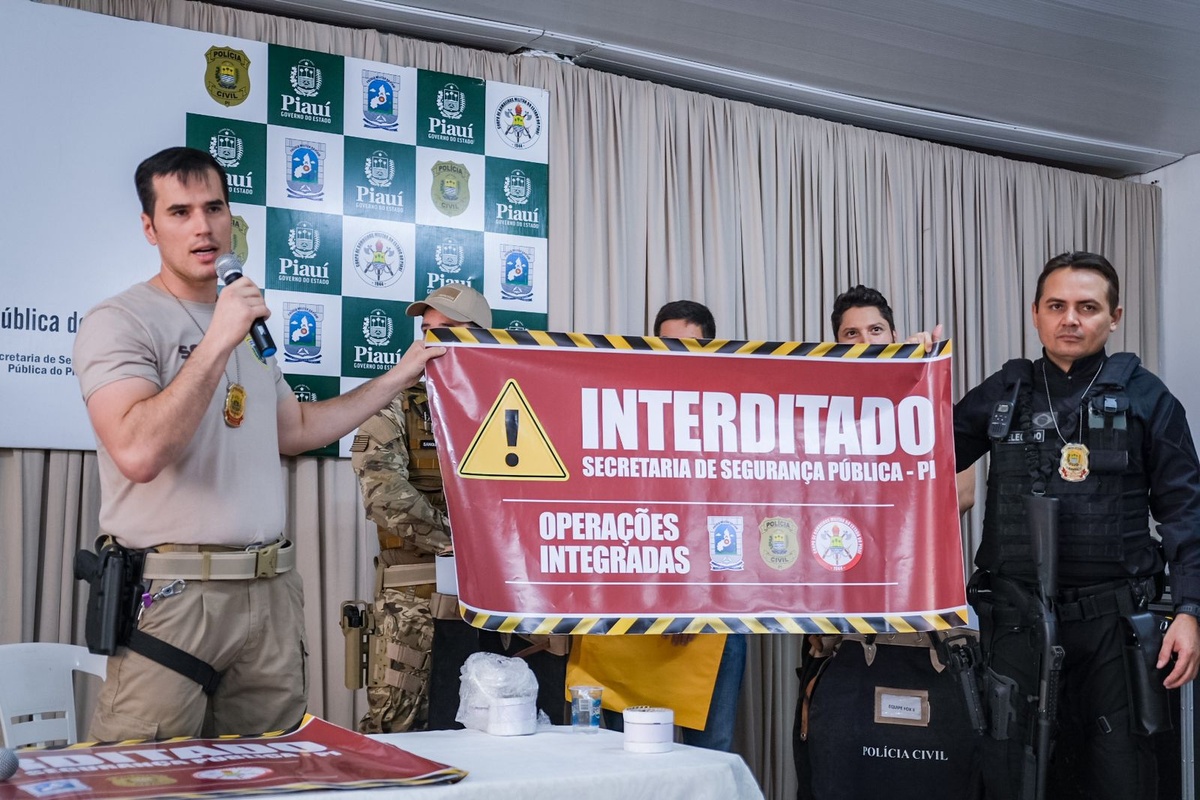 Operação Interditados