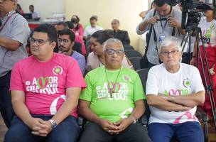 Padre Isaías Pereira, Arcebispo Dom Juarez e Padre Tony Batista no lançamento da Caminhada da Fraternidade (Foto: Divulgação)