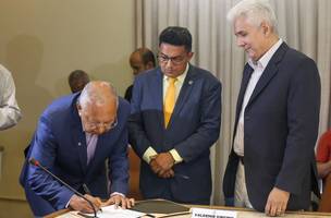 Prefeito Dr. Pessoa empossa Ronney Lustosa e Valdemir Virgino (Foto: Divulgação)