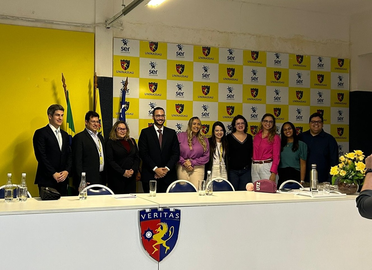 Presidente da AJUSPI palestra sobre Holding Familiar em Aula Magna