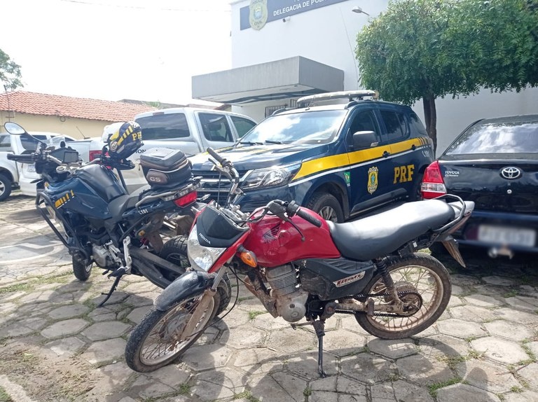 PRF recupera em Buriti dos Lopes motocicleta roubada no Ceará