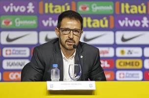Ramon Menezes, técnico interino da seleção brasileira, durante convocação (Foto: Rafael Ribeiro / CBF)
