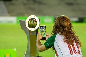 Troféu do Campeonato Piauiense (Foto: Aldo Carvalho)