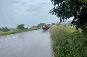 Caminhão bloqueia trecho da BR 316 depois de acidente; PRF foi acionada (Foto: PRF)