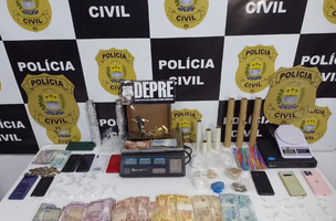 Casal é preso por tráfico de drogas na zona leste da Capital (Foto: PCPI/Divulgação)