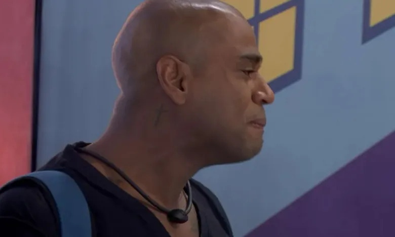 Cezar Black é eliminado do BBB