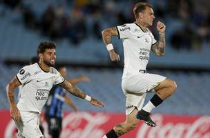 Corinthians inicia Libertadores com vitória sobre Liverpool no Uruguai (Foto: Rodrigo Coca)