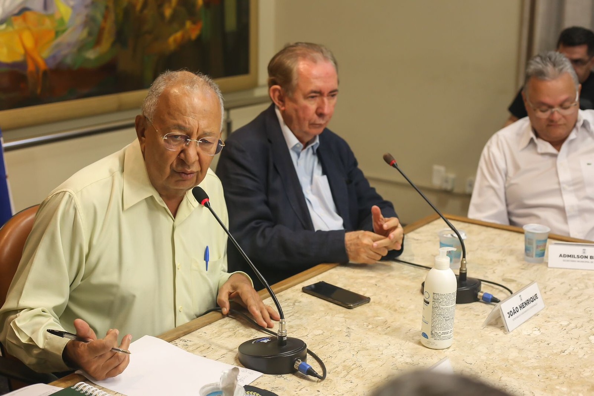 Doutor Pessoa vai acionar a Justiça contra paralisação da coleta de lixo em Teresina