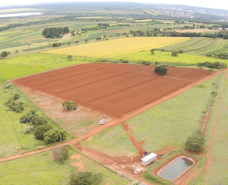 Embrapa inaugura área com gotejamento subterrâneo para grãos