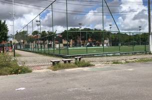 Homens são mortos durante torneio de futebol (Foto: Cristiano Pantanal/TV Verdes Mares)