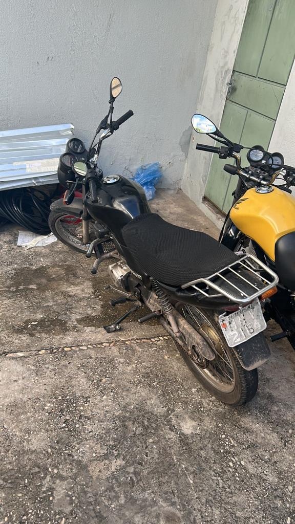 Motocicleta recuperada na ação