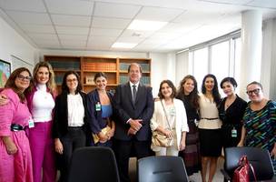 Mulheres vão ao CNJ tratar com o corregedor de assédio no trabalho (Foto: Divulgação)