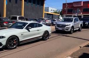 PF apreende carros de luxo durante operação Rota Caipira (Foto: Reprodução/TV Anhanguera)