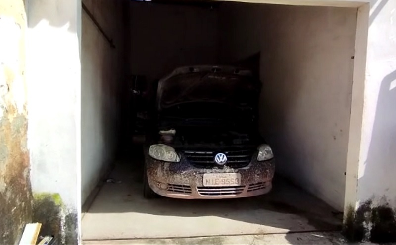 Polícia apreende carro usado por criminosos em ataque a policial