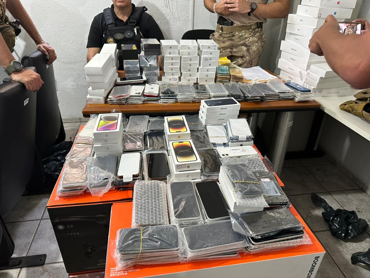 Polícia prorroga o prazo para a devolução de celulares apreendidos