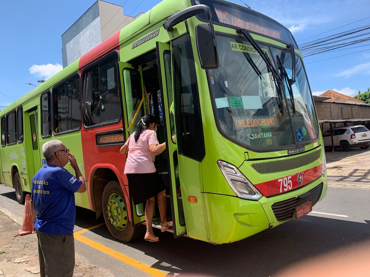 Ponto de ônibus em Teresina