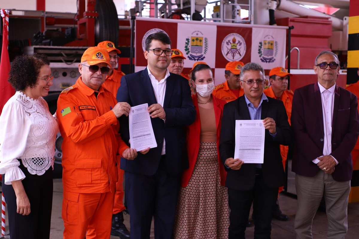 Secretário Chico Lucas anuncia medidas e lança edital com 400 vagas para o Corpo de Bombeiros
