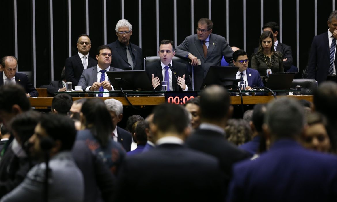 Senado aprova criação da CPMI dos atos de 8 de janeiro