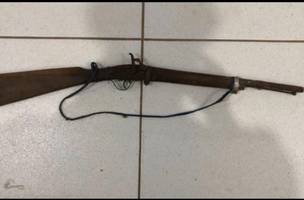 Arma encontrada com suspeito de tentativa de homicídio (Foto: Polícia Civil do Maranhão)