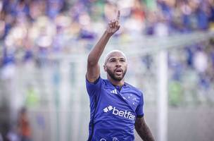 Cruzeiro derrota Santos e emenda três vitórias seguidas no Brasileirão (Foto: Cris Mattos/Cruzeiro)