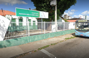 Homem armado invade escola  na zona leste (Foto: Google Maps)