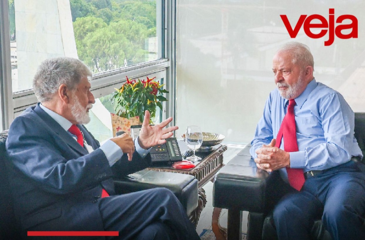 Lula e seu assessor tentando se envolver na guerra dos outros sem ter capacidade sequer para unir o seu próprio país. Foto capa de Veja