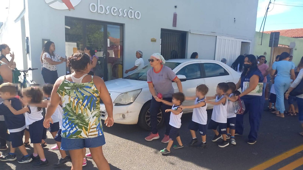 O sargento evacuou o prédio