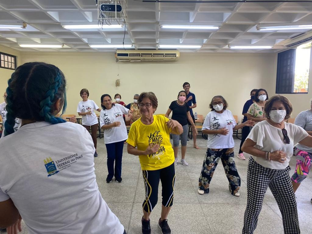 Programa da Universidade Aberta abre curso de extensão para idosos