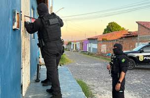 Draco deflagra operação contra facção criminosa que ocupou prédio na zona Sudeste (Foto: SSP/Divulgação)