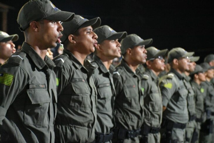 Ficaram de fora do “maior decreto” de nomeação soldados que fizeram gastos já penando no primeiro salário