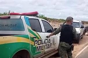 Grileiros voltam a atacar e colocam trator em Barra Grande (Foto: Reprodução)