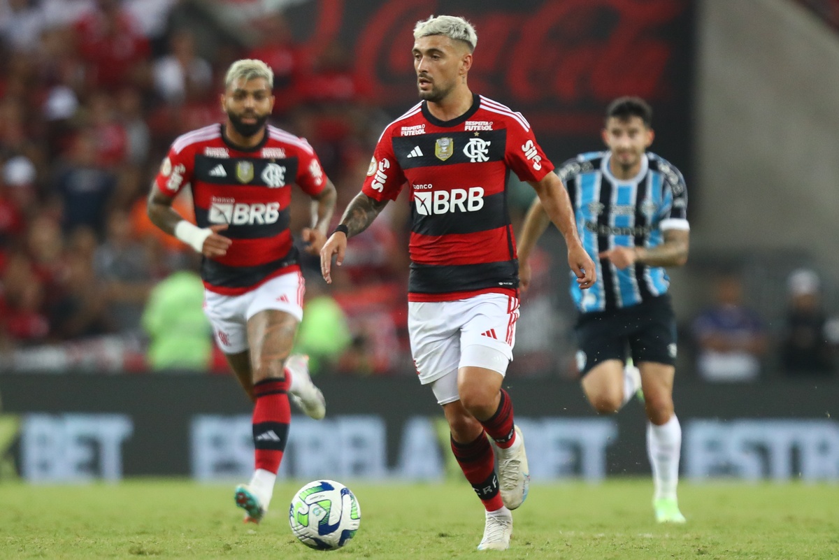 O Rubro-negro agora ocupa a terceira posição no torneio