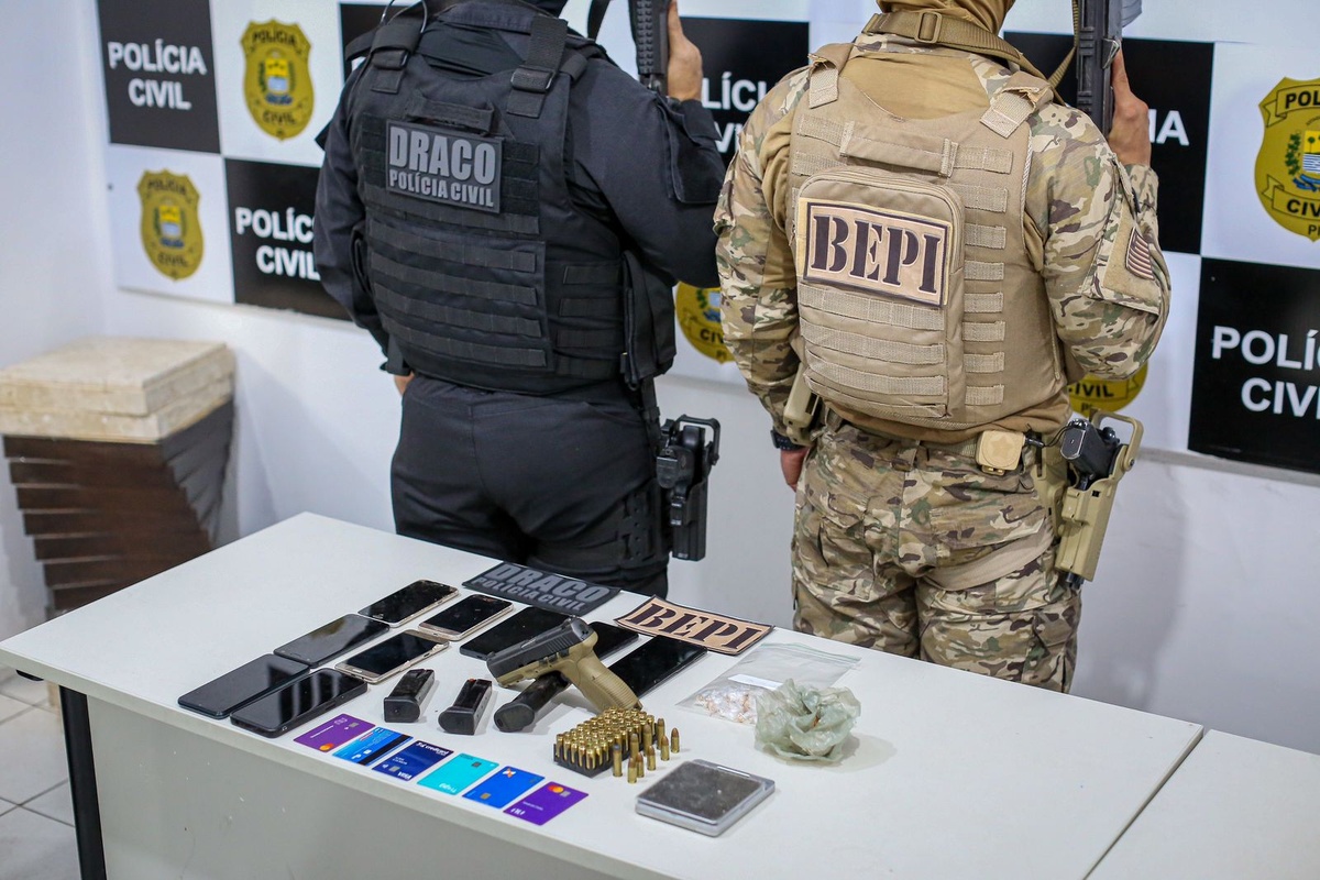 Os suspeitos detidos são acusados de associação com facções atuantes na capital