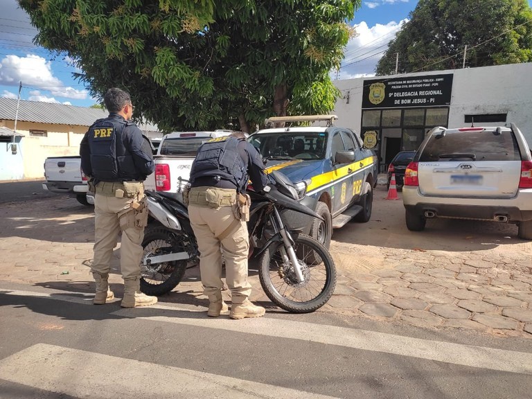 PRF encontra motos com adulteração no Piauí