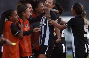 Quatro equipes se garantem na 1ª divisão de 2024 (Foto: Vitor Silva/Botafogo)