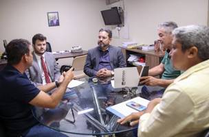 Reunião na Prefeitura de Teresina com a indústria de alimentos Frango Forte (Foto: SEMCOM/Prefeitura de Teresina)